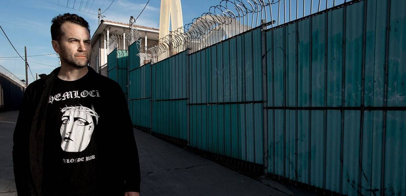 [+]AUTHOR & PUNISHER[+] + Lingua Ignota