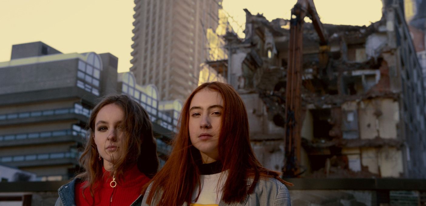 [+]LET'S EAT GRANDMA[+] [-]+ SAMOWAR[-]