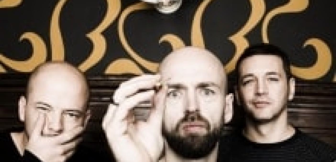 'T HOF VAN COMMERCE + MERDAN TAPLAK + MR. LEENKNECHT