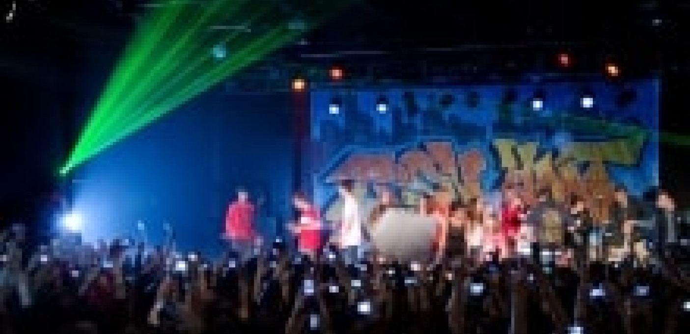 TEEN HOOT WORLD TOUR +
