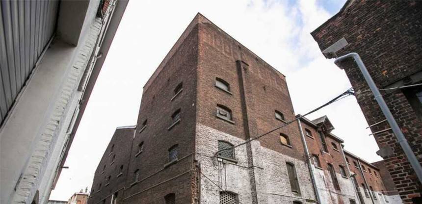 Nieuw proefproject in een oude brouwerij als werkplek voor artiesten